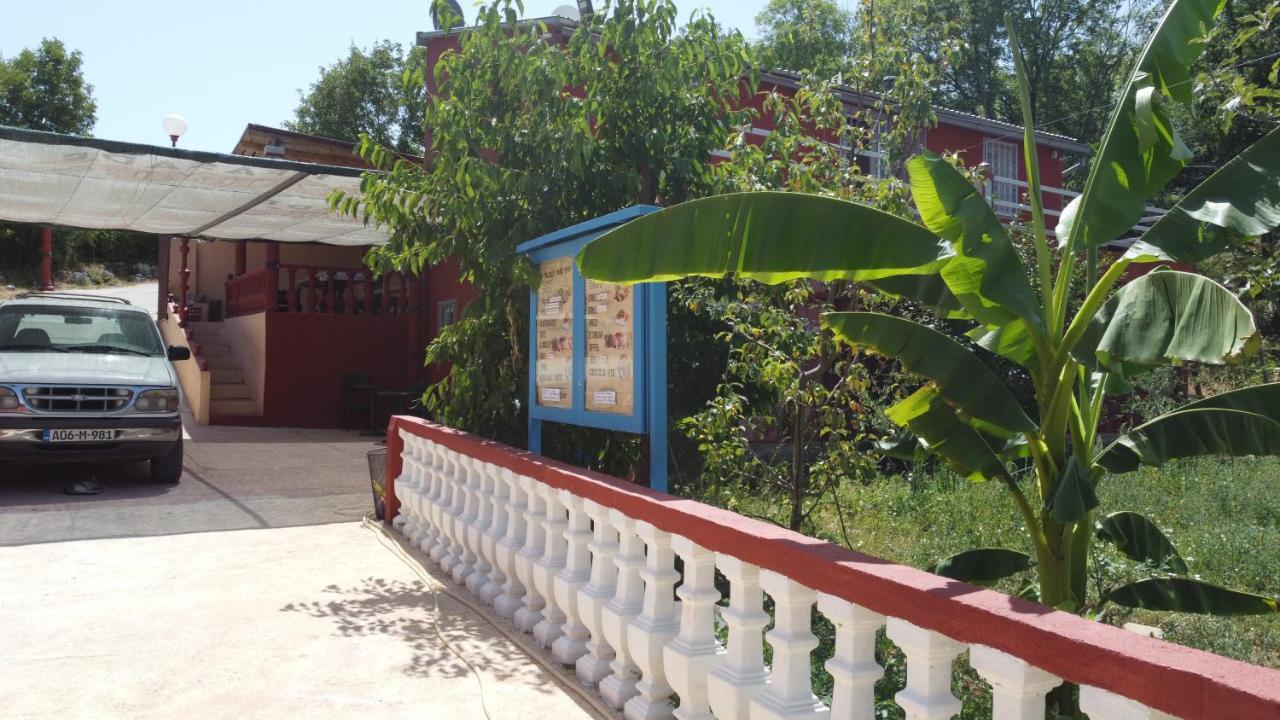 Red Apartman 2 Trebinje Eksteriør billede