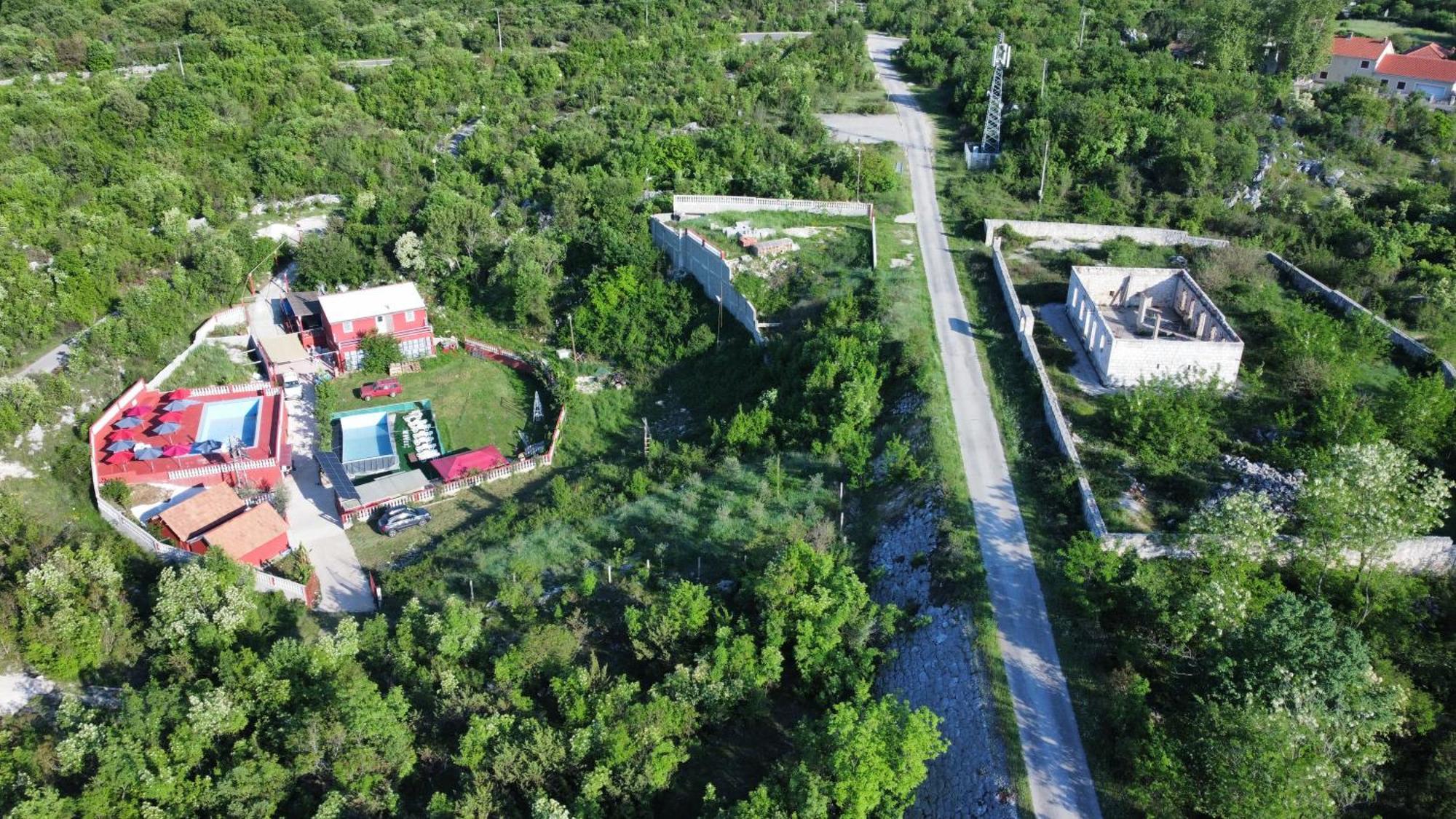 Red Apartman 2 Trebinje Eksteriør billede