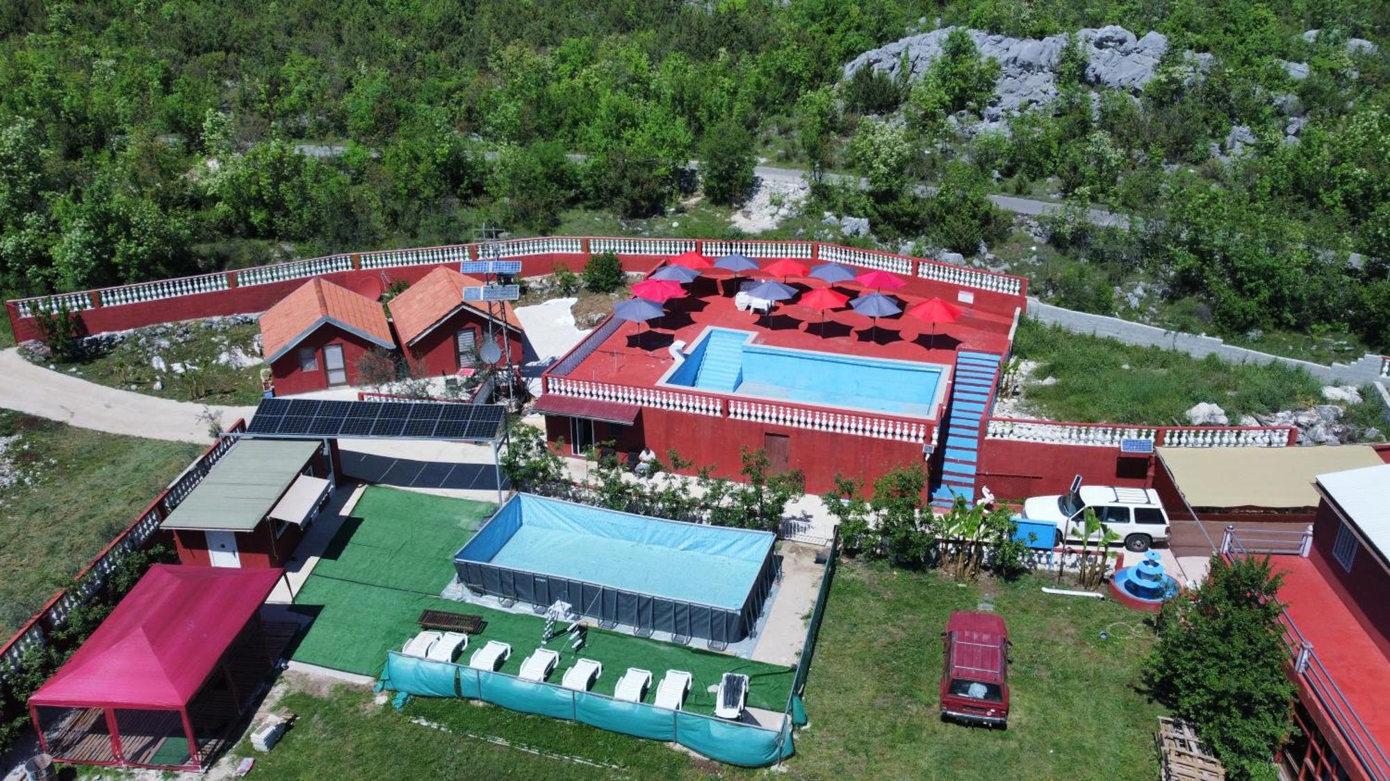 Red Apartman 2 Trebinje Eksteriør billede